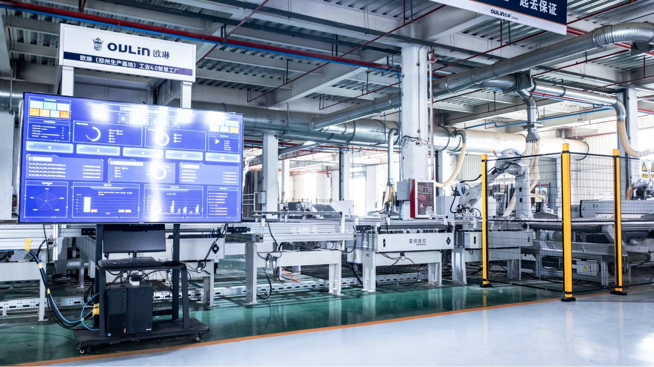 Excitech допоможе вам з майбутнім виробництва меблів.